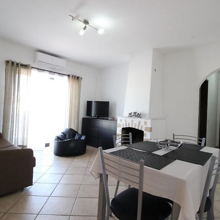 Dinita Apartamento Nº4 Albufeira Bagian luar foto